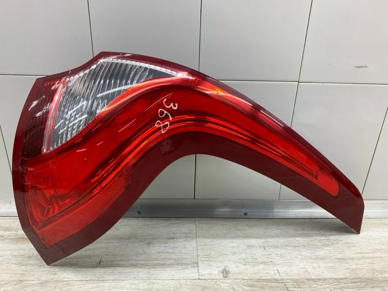 Фонарь VOLVO XC60 2014 31323035 ВНЕДОРОЖНИК D 5244 T17, задний правый