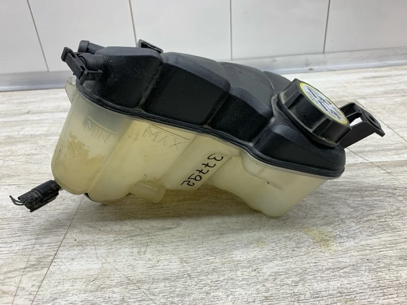 Бачок расширительный Volvo Xc60 2014 31200320 ВНЕДОРОЖНИК D 5244 T17