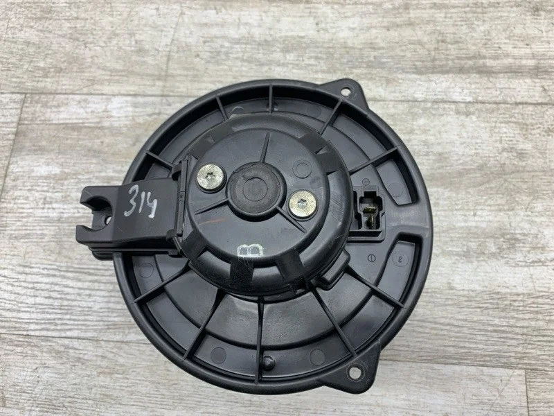 Моторчик печки TOYOTA AVENSIS 2007 8710302080 УНИВЕРСАЛ 3ZZ-FE