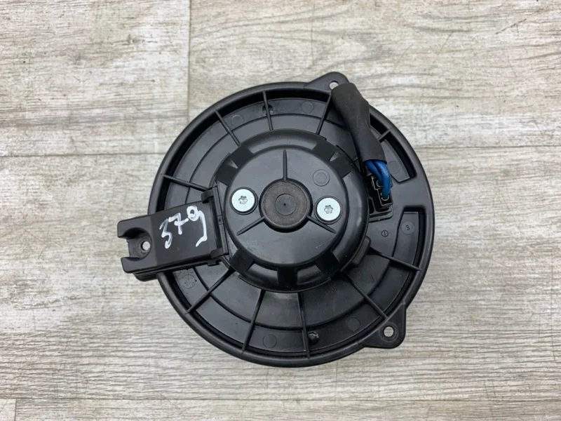 Моторчик печки TOYOTA COROLLA VERSO 2005 0160700610 МИНИВЭН 2AD-FTV