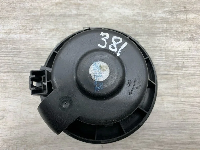 Моторчик печки FORD FOCUS 2010 1362640 УНИВЕРСАЛ DV6T GPDA