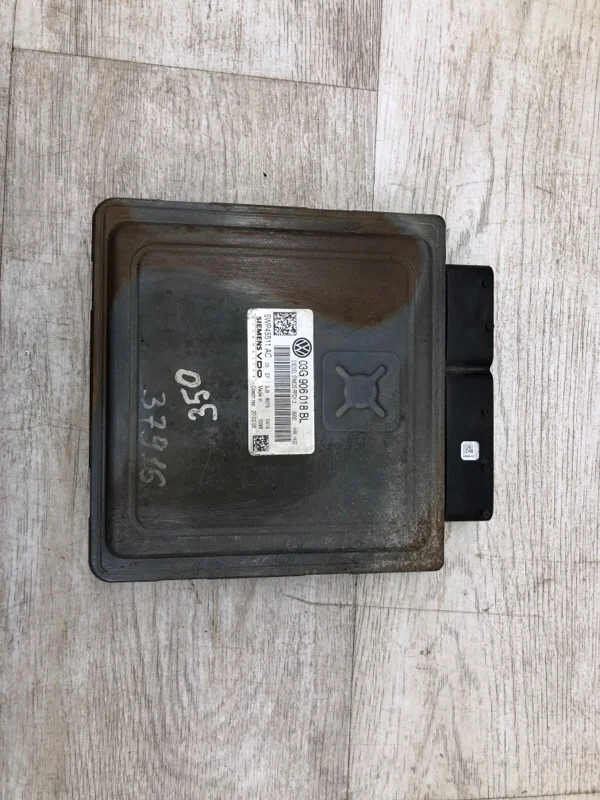 ЭБУ ДВС Volkswagen Passat B6 2006 03G906018BL СЕДАН BMR