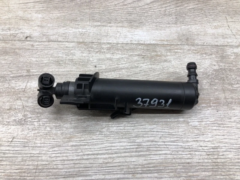 Форсунка омывателя фар AUDI A5 2011 8T0955102B СЕДАН CAGA, правая