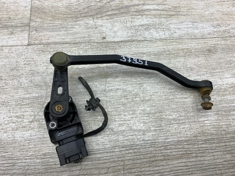 Датчик положения подвески дорожного просвета Volvo Xc60 2014 31288272 ВНЕДОРОЖНИК D 5244 T17