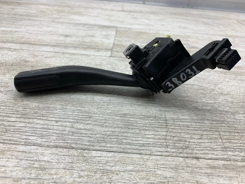 Переключатель света и поворотов VOLKSWAGEN GOLF 2008 1K0953513E УНИВЕРСАЛ BLS, левый