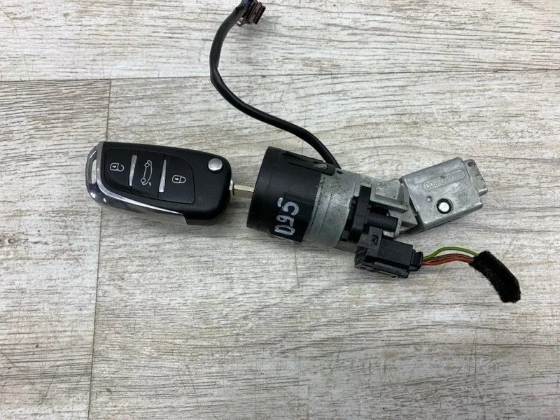 Замок зажигания Citroen C5 2011 4162NS УНИВЕРСАЛ 9HR (DV6C)