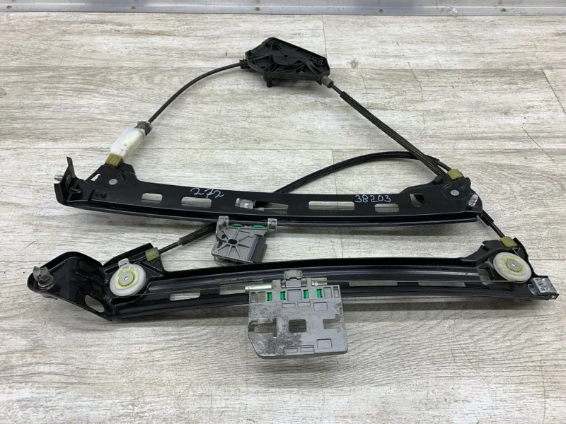 Стеклоподъемник электрический Volkswagen Passat Cc 2010 3C8837461J СЕДАН CBBB, передний левый