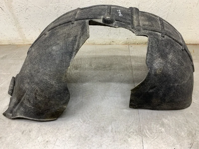 Подкрылок SKODA OCTAVIA 2008 1Z0809957 СЕДАН BLS, передний левый
