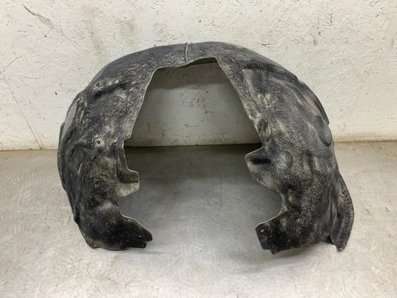 Подкрылок AUDI A6 2012 4G0821134D УНИВЕРСАЛ CLAA, передний правый