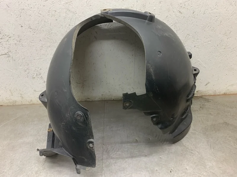 Защита крыла пластмассовая (подкрылок) Mercedes-Benz E-Class 2006 A2116980130 СЕДАН 642.920, передняя левая