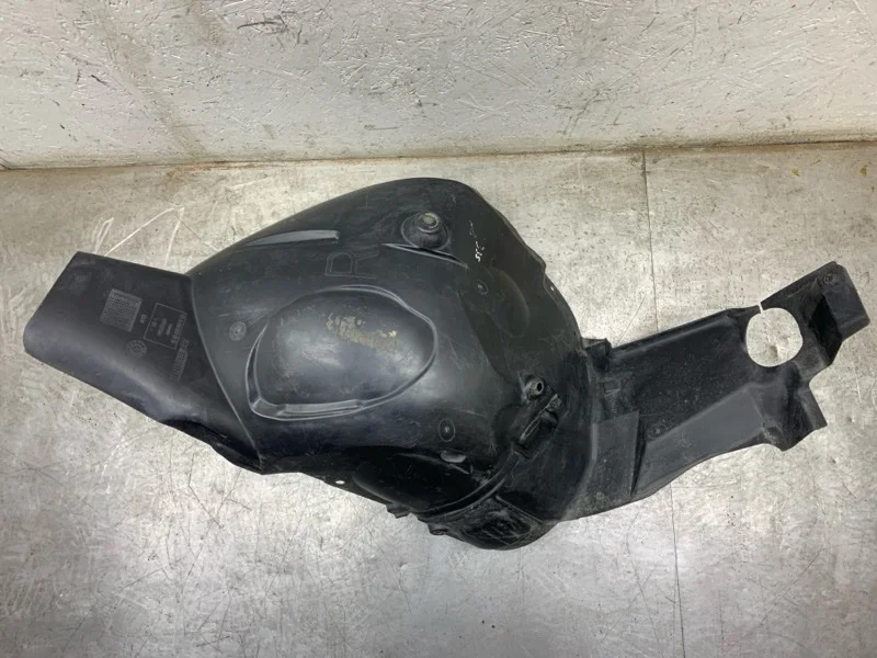 Защита крыла пластмассовая (подкрылок) MERCEDES-BENZ A-CLASS 2008 A1696903830 ХЭТЧБЕК 640.942, передняя правая