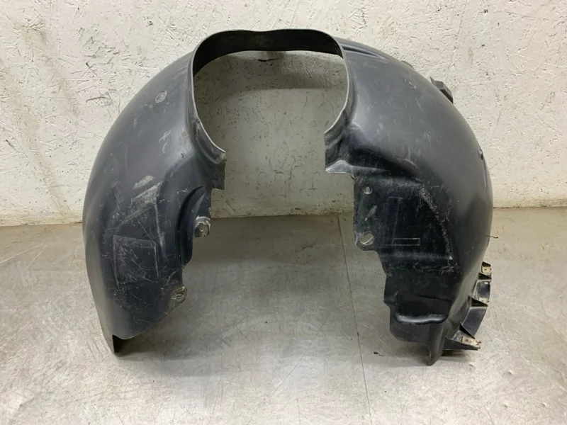 Защита крыла пластмассовая (подкрылок) FORD FOCUS 2010 1359240 УНИВЕРСАЛ DV6T GPDA, передняя левая