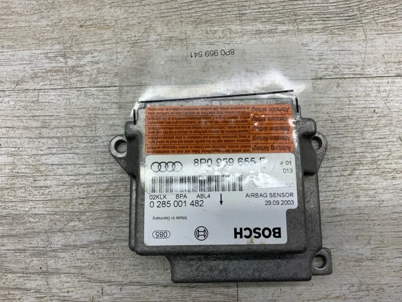 ЭБУ подушки безопасности AUDI A3 2003 8P0959655F ХЭТЧБЕК BGU