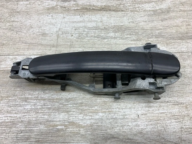 Ручка двери внешняя VOLKSWAGEN GOLF 2005 3B0837205F ХЭТЧБЕК BGU, задняя левая