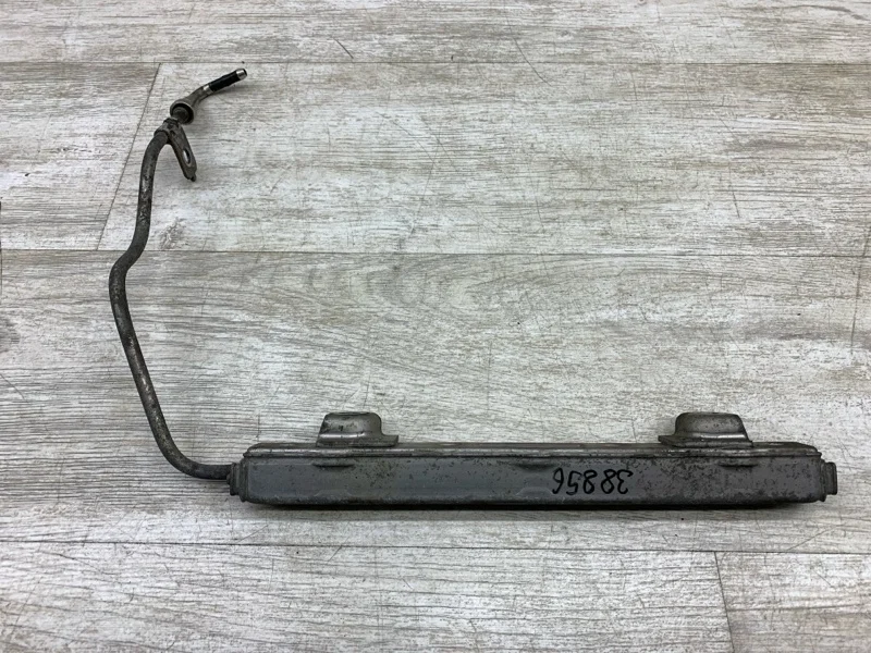 Рампа топливная TOYOTA AVENSIS 2009 2381437050 УНИВЕРСАЛ 2ZR-FAE