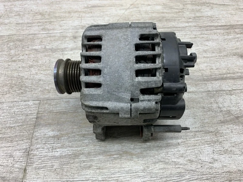 Генератор Skoda Octavia 2013 04E903023K УНИВЕРСАЛ CJZA