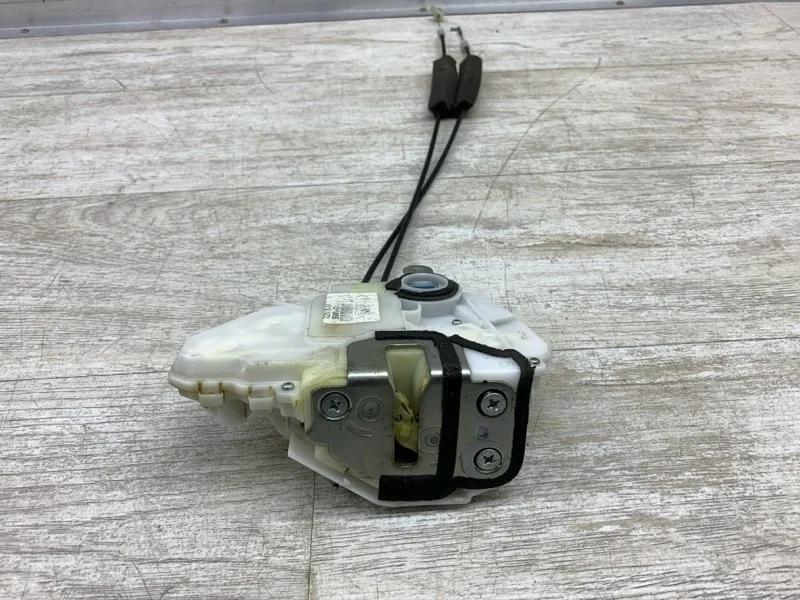 Замок двери HONDA CR-V 2008 72110SWAG02 ВНЕДОРОЖНИК R20A2, передний правый