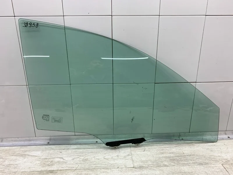 Стекло двери HONDA CR-V 2008 73300SWYE00 ВНЕДОРОЖНИК R20A2, переднее правое