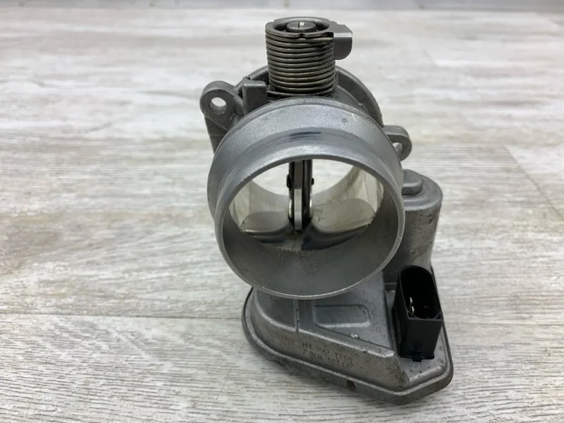 Дроссельная заслонка BMW X1 2011 13547804373 ВНЕДОРОЖНИК N47 D20 C