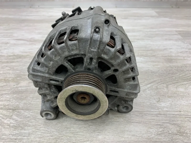 Генератор BMW X1 2011 12317802619 ВНЕДОРОЖНИК N47 D20 C