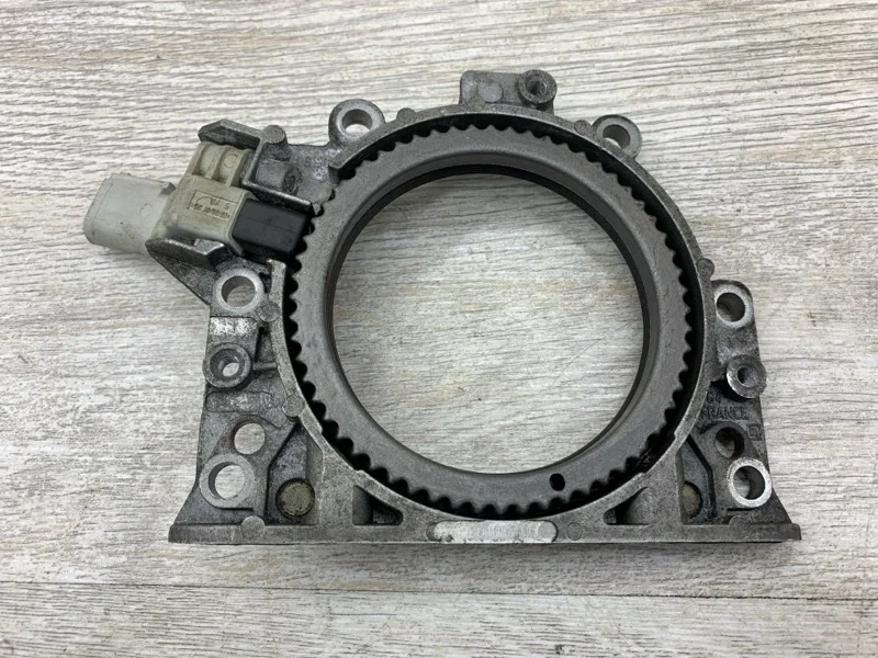 Крышка коленвала Skoda Octavia 2009 03L103171 УНИВЕРСАЛ CEGA