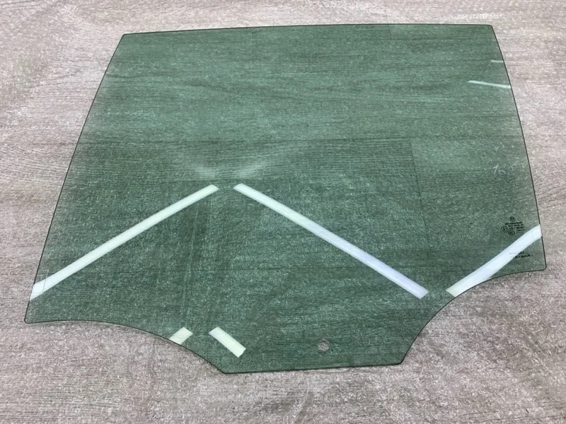 Стекло двери VOLKSWAGEN GOLF 2011 5K6845025C ХЭТЧБЕК CAYC, заднее левое