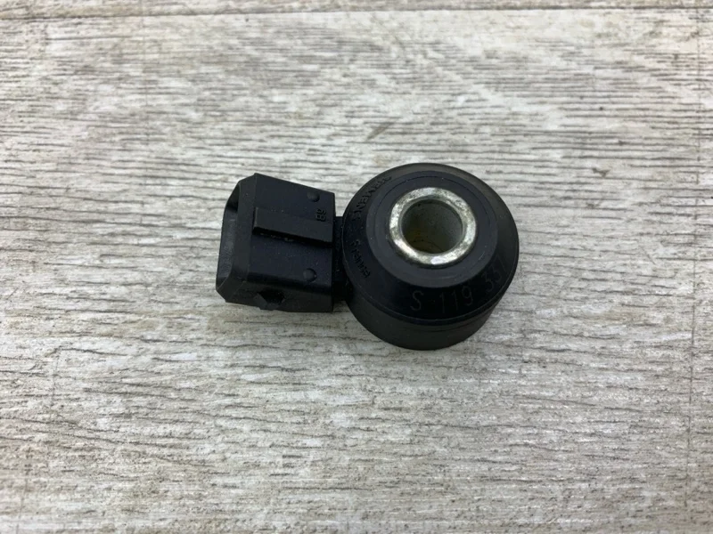 Датчик детонации Nissan Primera 2004 220607S000 УНИВЕРСАЛ QG16DE