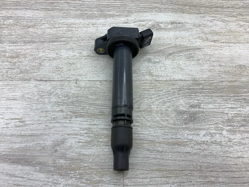 Катушка зажигания Toyota Auris 2009 9091902257 ХЭТЧБЕК 1NR-FE