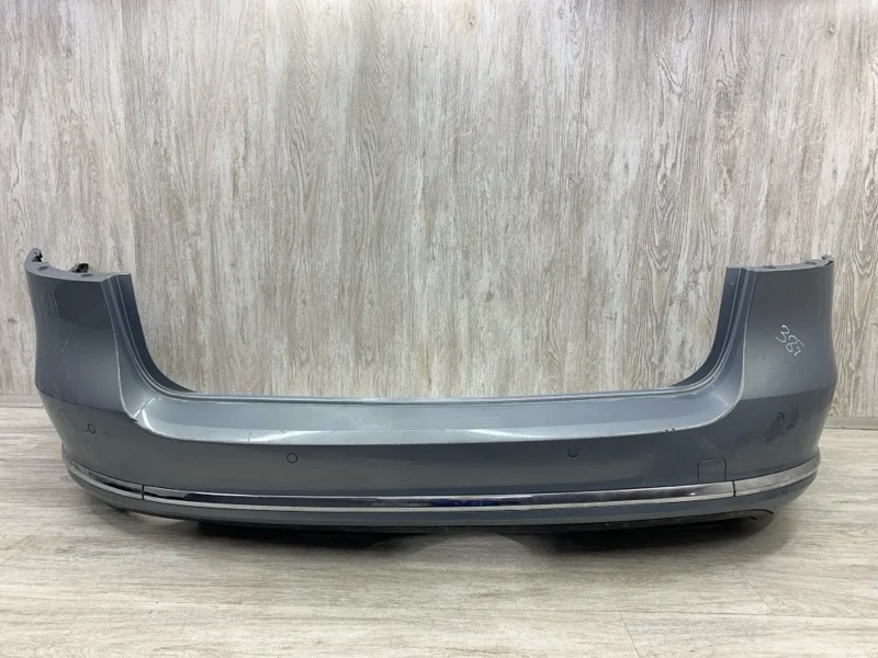 Бампер VOLKSWAGEN PASSAT B7 2013 3AF807421A УНИВЕРСАЛ CAYC, задний