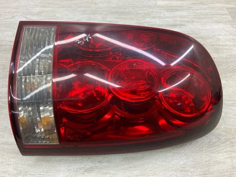 Фонарь SSANGYONG REXTON 2006 8360208001 ВНЕДОРОЖНИК D27DT 665.925, задний правый