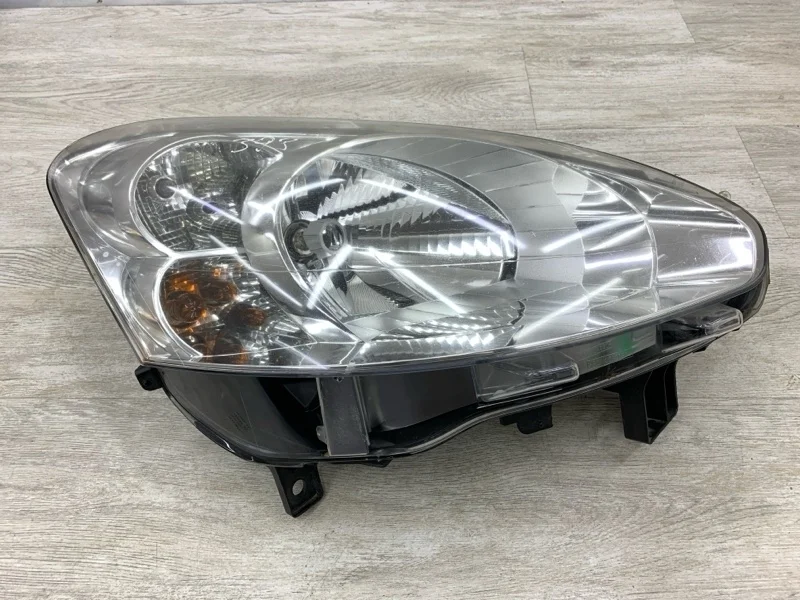 Фара PEUGEOT PARTNER 2013 9677202380 ФУРГОН DV6DTED, передняя правая