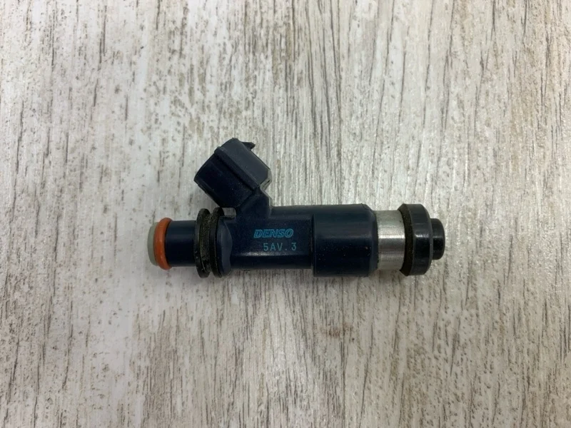 Форсунка топливная Mitsubishi Outlander 2005 1465A051 УНИВЕРСАЛ 4G69