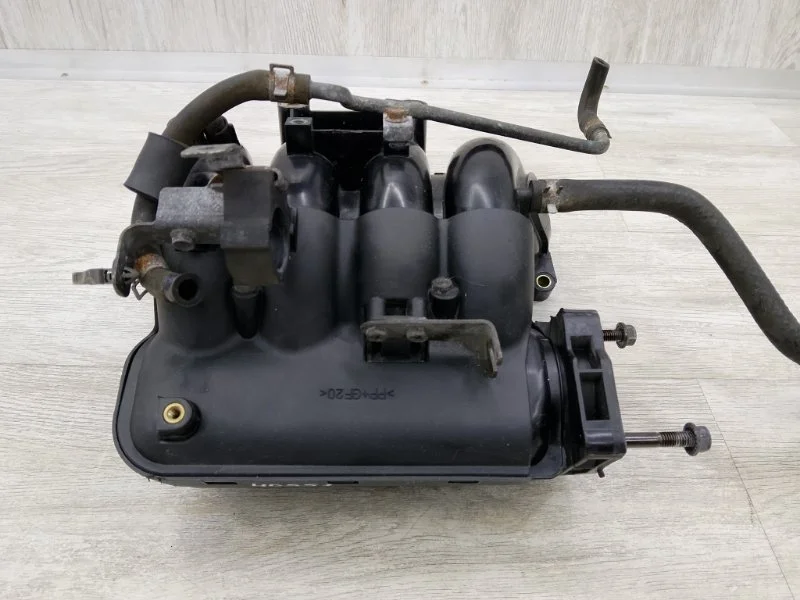 Впускной коллектор HYUNDAI COUPE 2002 2831026663 КУПЕ G4ED