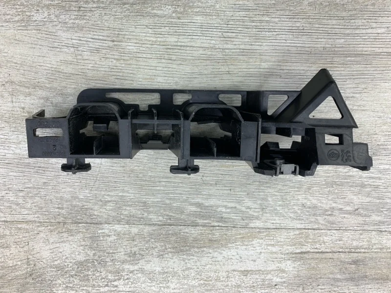 Кронштейн крепления крыла PEUGEOT 308 SW 2008 7119LR УНИВЕРСАЛ DV6TED4, передний левый