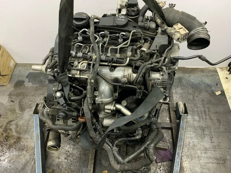 Двигатель VOLKSWAGEN PASSAT B6 2008 03L100034F СЕДАН CBAB CBA097329