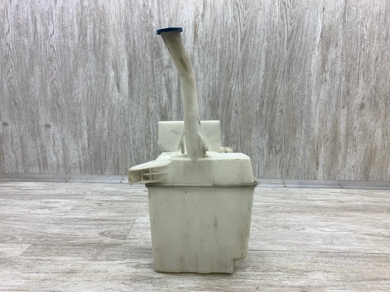 Бачок омывателя Toyota Avensis 2007 8531502100 УНИВЕРСАЛ 3ZZ-FE