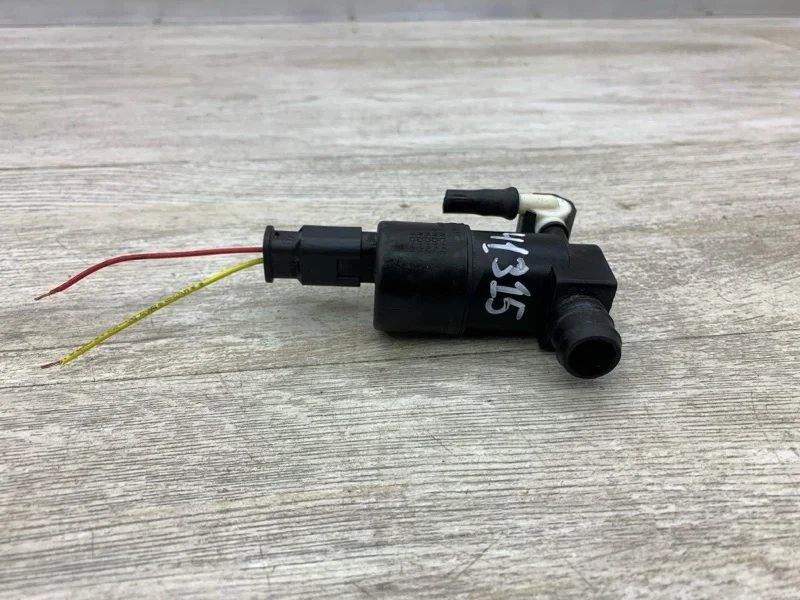 Насос омывателя PEUGEOT 208 2015 643475 ХЭТЧБЕК HN01 (EB2DT)