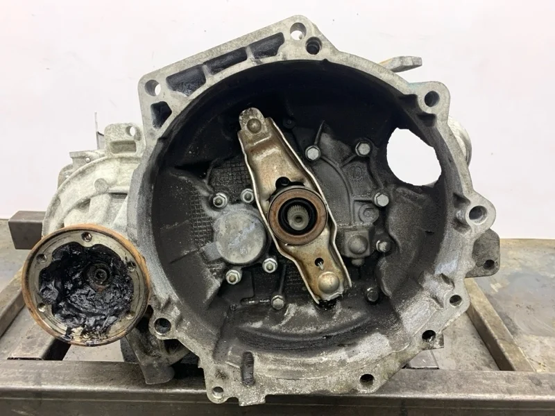 МКПП VOLKSWAGEN PASSAT B6 2007 0A4300045F СЕДАН BXE BXE090196