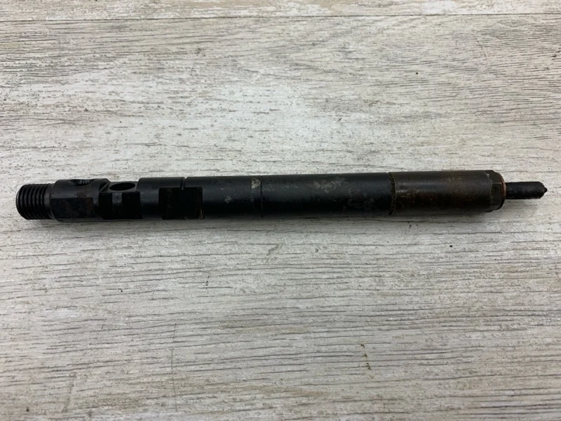 Форсунка топливная Mercedes-Benz E-Class 2007 A6460700987 УНИВЕРСАЛ 646.821 30 035968