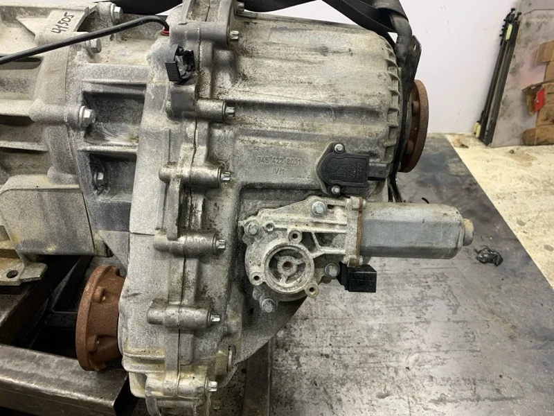 Раздаточный редуктор КПП раздатка Land Rover Discovery 2009 IAB500280 ВНЕДОРОЖНИК 24V DOHC V6 TC 0400329306DT