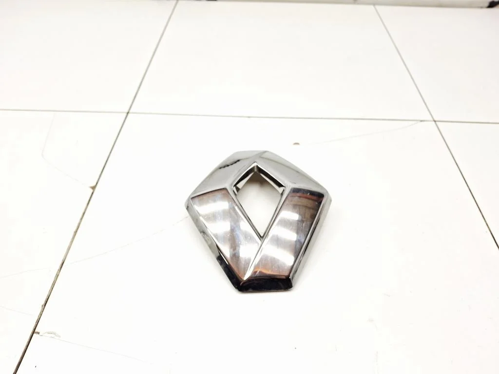 Эмблема Renault Kaptur 2020