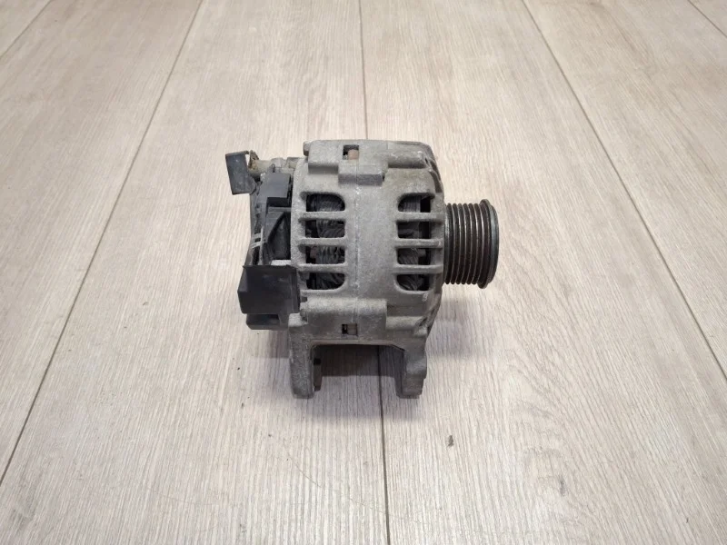 Генератор Skoda Fabia 2011-2015 5J