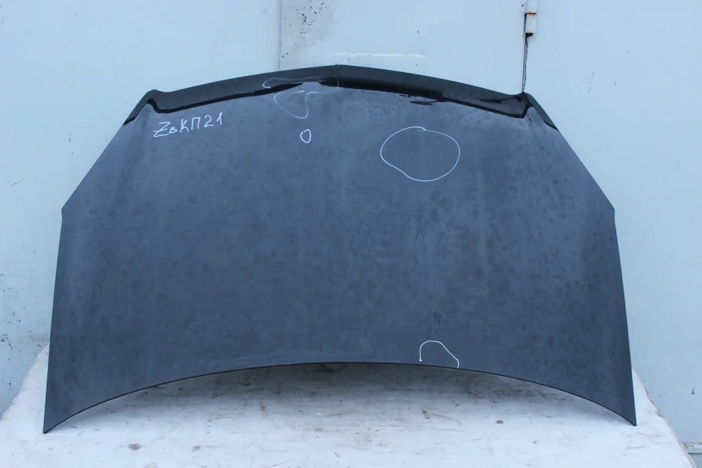 Капот черный дефект Opel Zafira B ZbКП21
