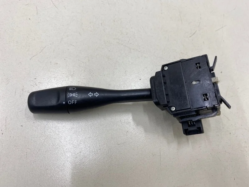 Переключатель поворотов подрулевой левый