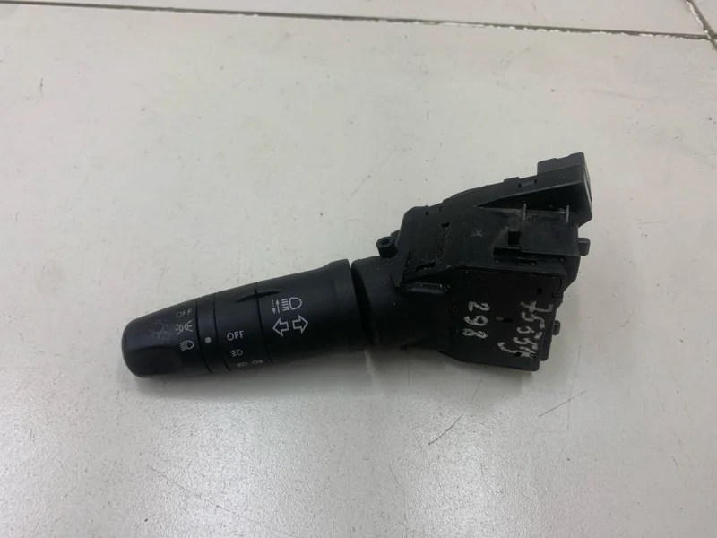 Переключатель поворотов подрулевой Nissan Primera