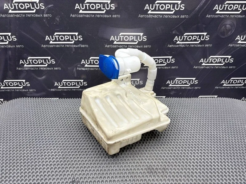 Бачок стеклоомывателя Skoda Octavia 2011 1K0955453S ЛИФТБЭК А5 1.4 CAXA