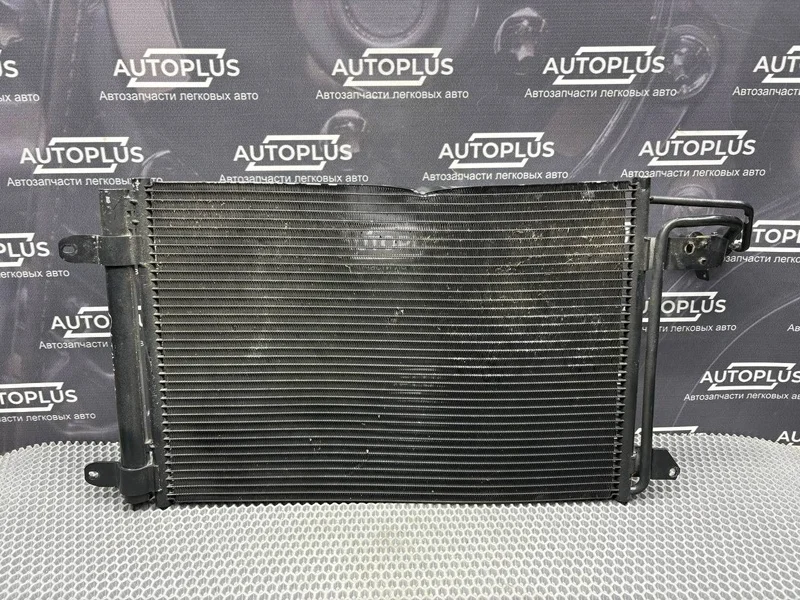 Радиатор кондиционера Skoda Octavia 2011 1K0820411AH ЛИФТБЭК А5 1.4 CAXA