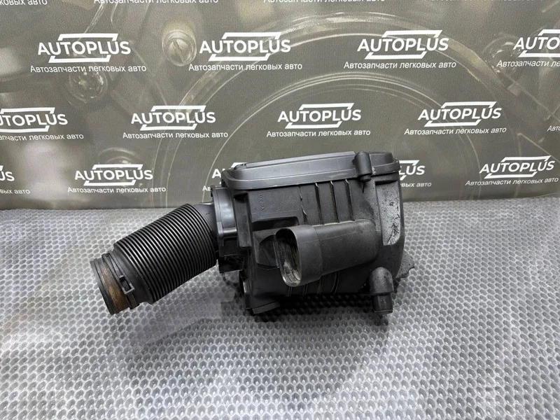 Корпус воздушного фильтра Skoda Octavia 2011 1K0129607AL ЛИФТБЭК А5 1.4 CAXA