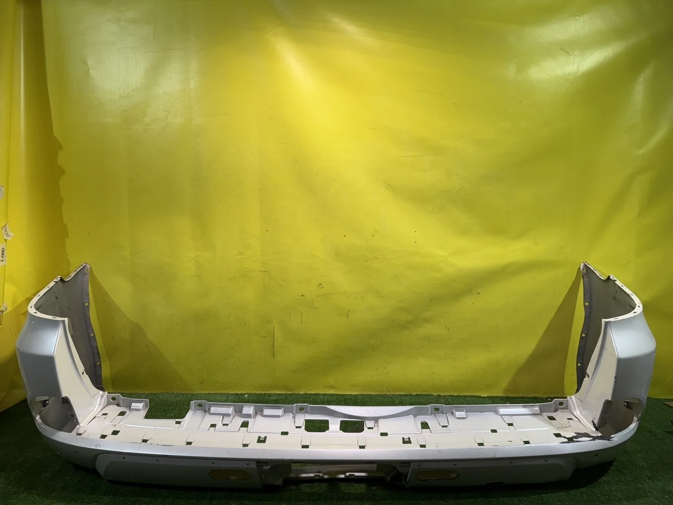 Бампер задний  Lexus LX570 2015 521596A950 40763