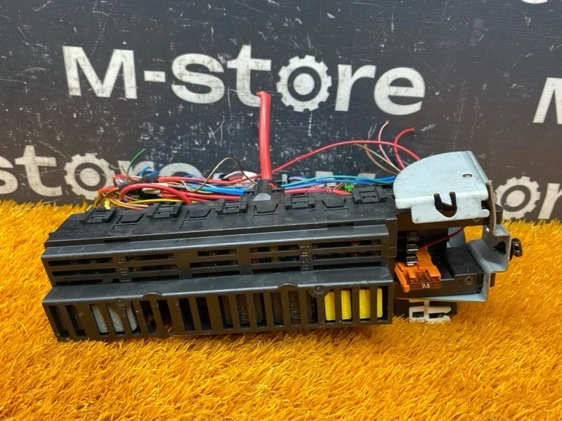 Блок предохранителей SAM Mercedes-Benz E-Class 2006 A2115456501 W211 272.943, задний